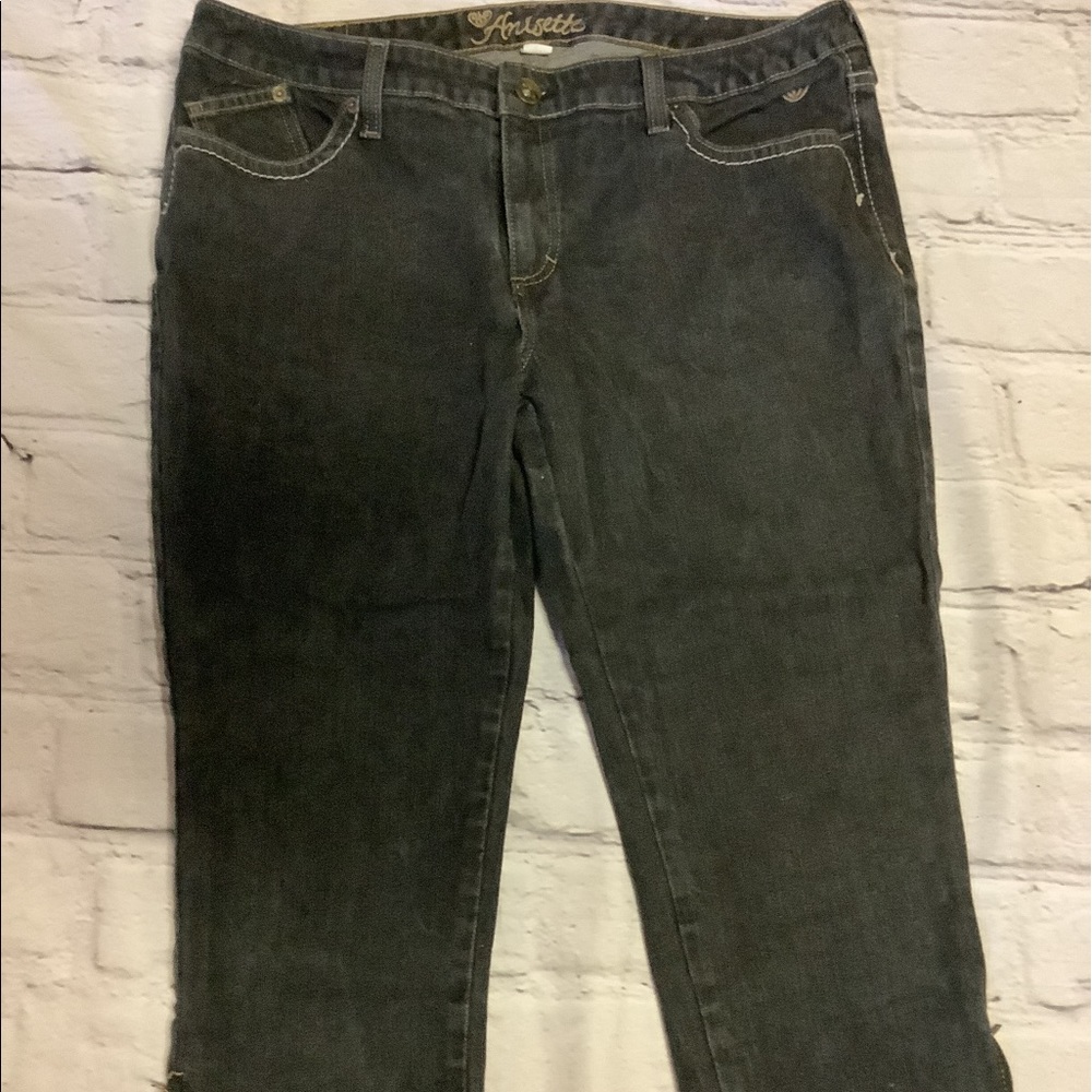 ANISETTE JEANS.